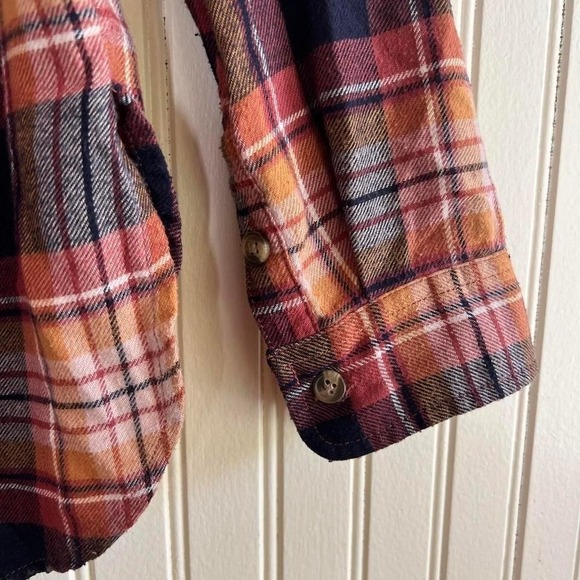 American Eagle Boyfriend Fit - Ah-Mazingly Soft Plaid button down - Size S - - Picture 5 of 6